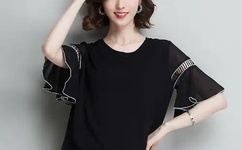 乌克兰女人与动ZOZO